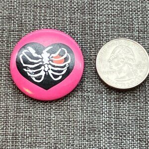Badge Pin Button 1.25 In Skeleton Ribcage Heart Pink Black White Pink Round Punk